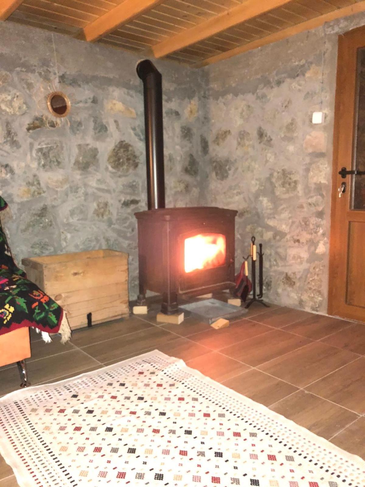 Vikendice Suvo Do *
